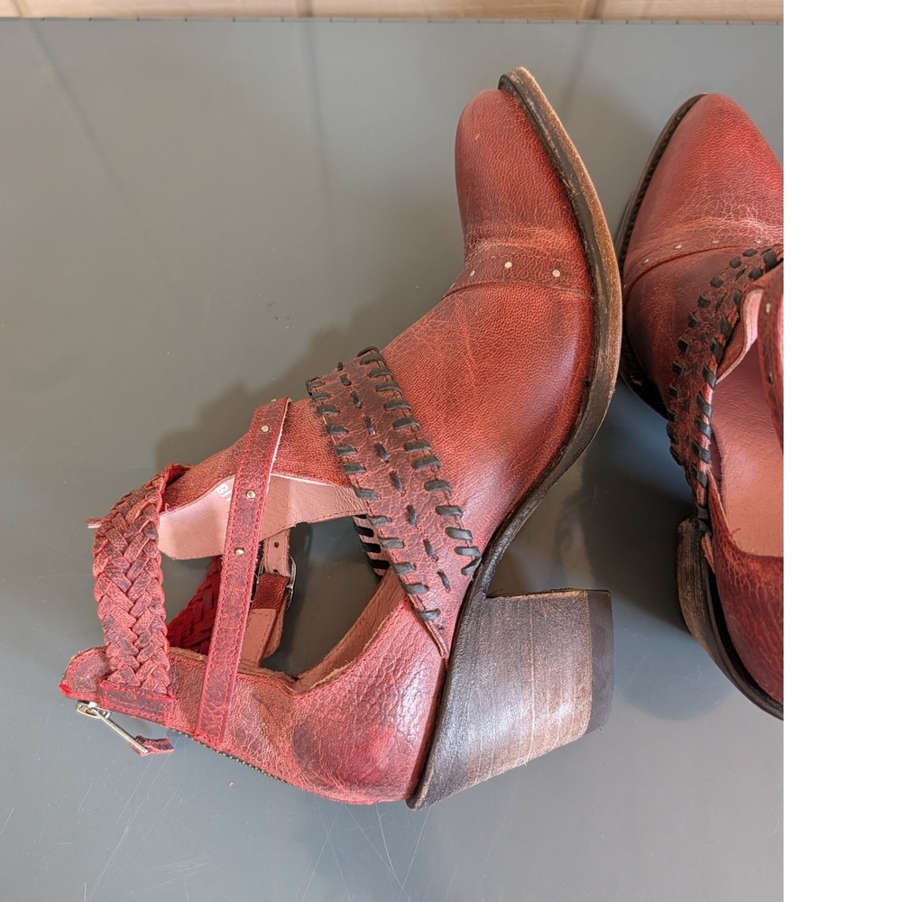 Miss Macie Red Leather Cutout Western Ankle Boots Size 9 Western Festival - Picture 6 of 14